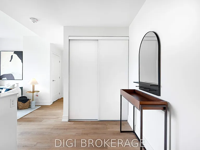 2070 Scott St #1101 — Photo 8