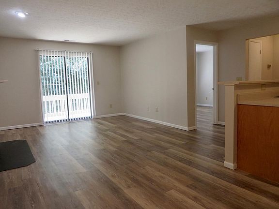 3rd image of 5315 Stonemeadow Ave APT B