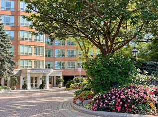 1 Ripley Ave #403, Toronto, ON M6S 4Z6