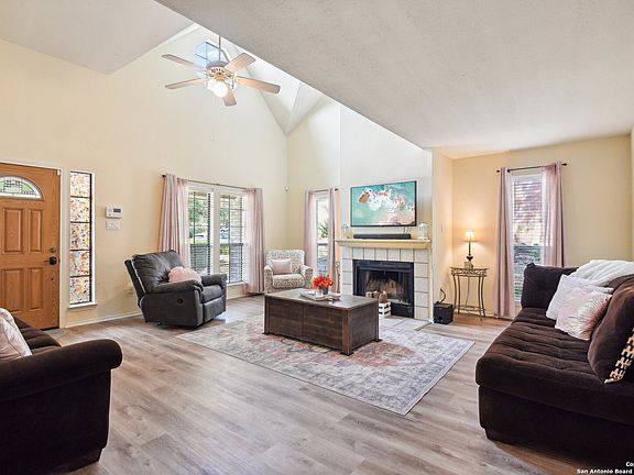 5th image of 2510 MONTEBELLO