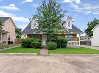 1722 Boardwalk Ct, College Station, TX 77840