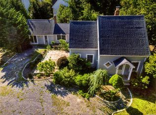 19 Mitchell Rd, Westhampton Beach, NY 11978