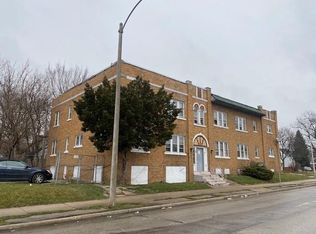 2208 W Locust St, Milwaukee, WI 53206