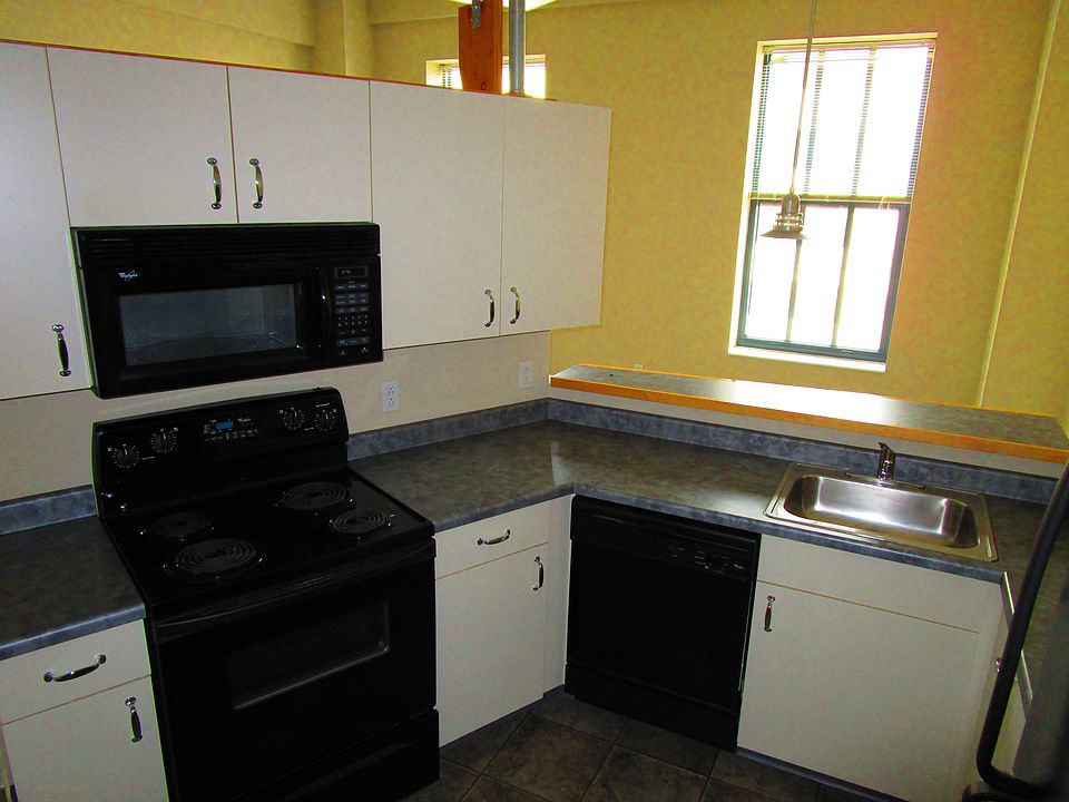 1st image of 915 Penn Ave APT 408