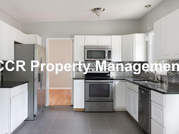 2nd image of 515 Eaton St