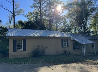 202 Martin Luther King Rd #B, Fulton, MS 38843