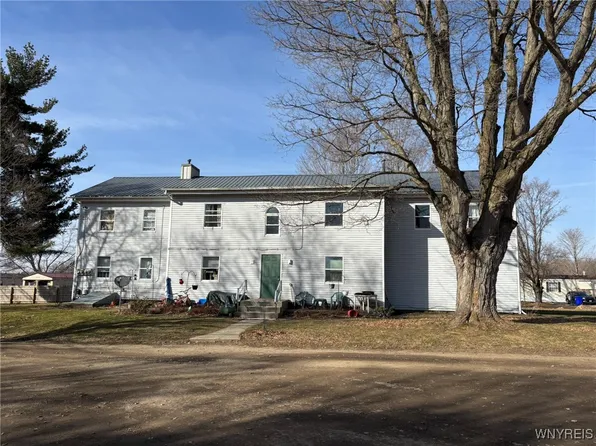 11970 Weaver Rd, Delevan, NY 14042