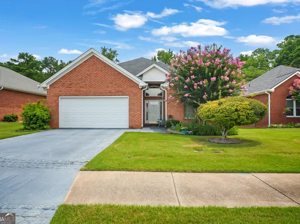 7650 Livingston Dr, Jonesboro, GA 30236