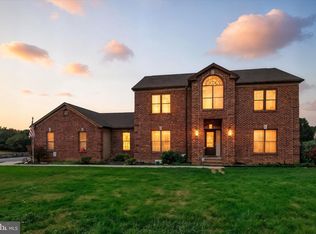 3744 Blue Hill Rd, Hanover, PA 17331