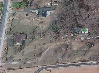 804 NE J St, Bentonville, AR 72712