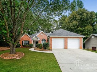 5027 Hopeland Dr, Powder Springs, GA 30127