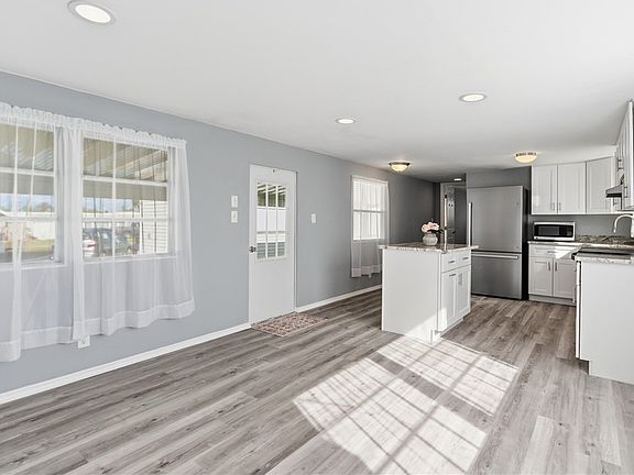 5th image of 5558 Palm Beach Blvd Lot 82