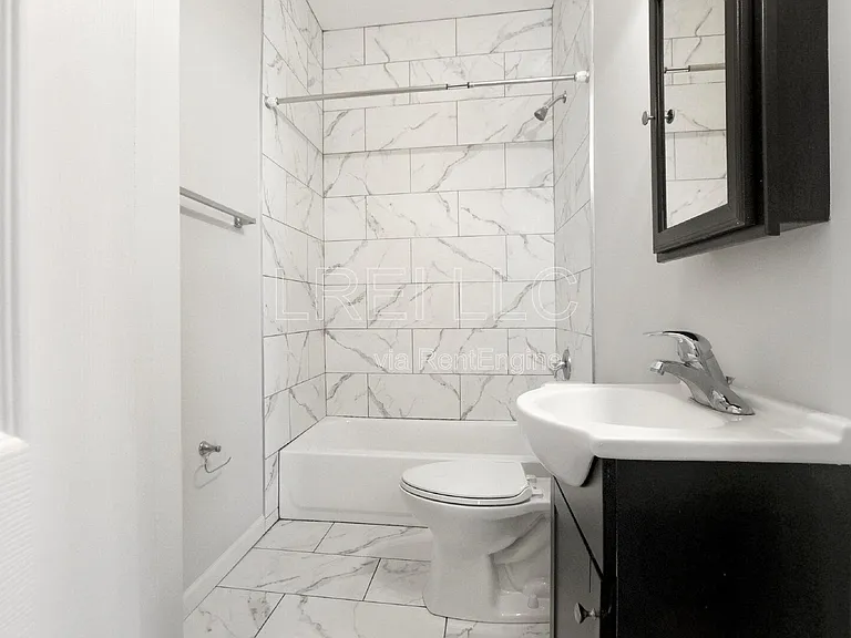 1272 S Clay St #1 — Photo 6