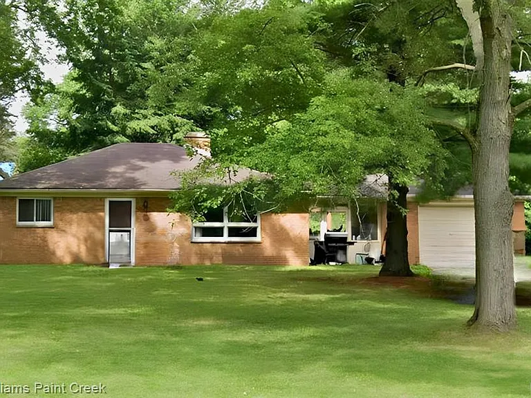 2740 Devondale Rd — Photo 1