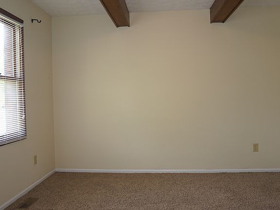 5th image of 625 Hunt Valley Dr