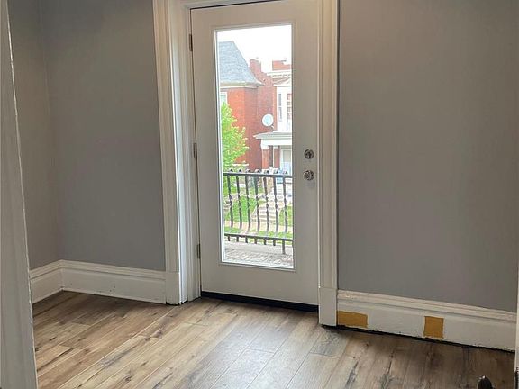 3rd image of 3512 Humphrey St #2F