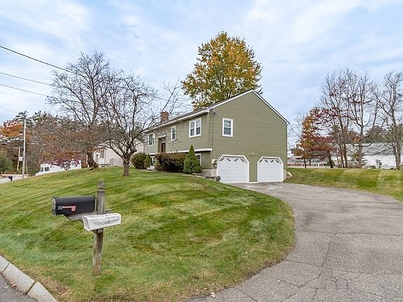 3rd image of 4 Kirkwood Dr