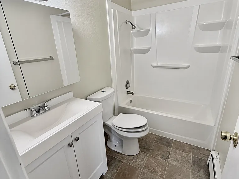 821 N Hoyt St #4 — Photo 10