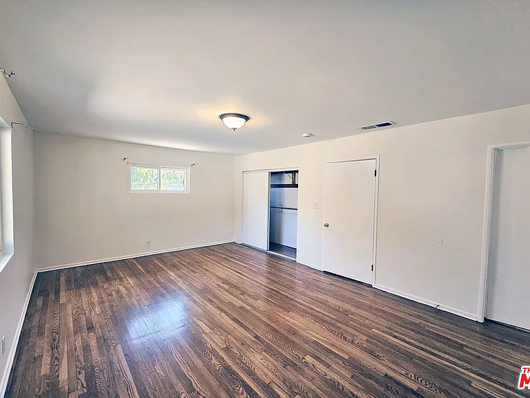 3700 Glenwood Ave — Photo 17