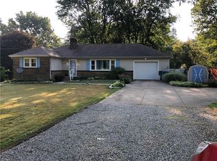 5915 Renninger Rd, Akron, OH 44319