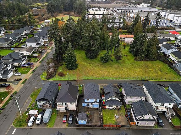 4th image of 3389 Piper Rd