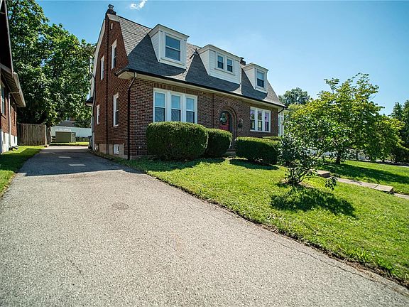 3rd image of 9010 Niles Pl