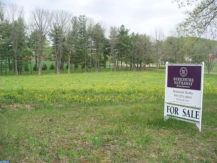 2nd image of 45 Tobias Ln
