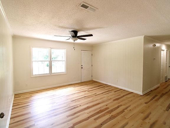 3rd image of 1844 Claudia Cir
