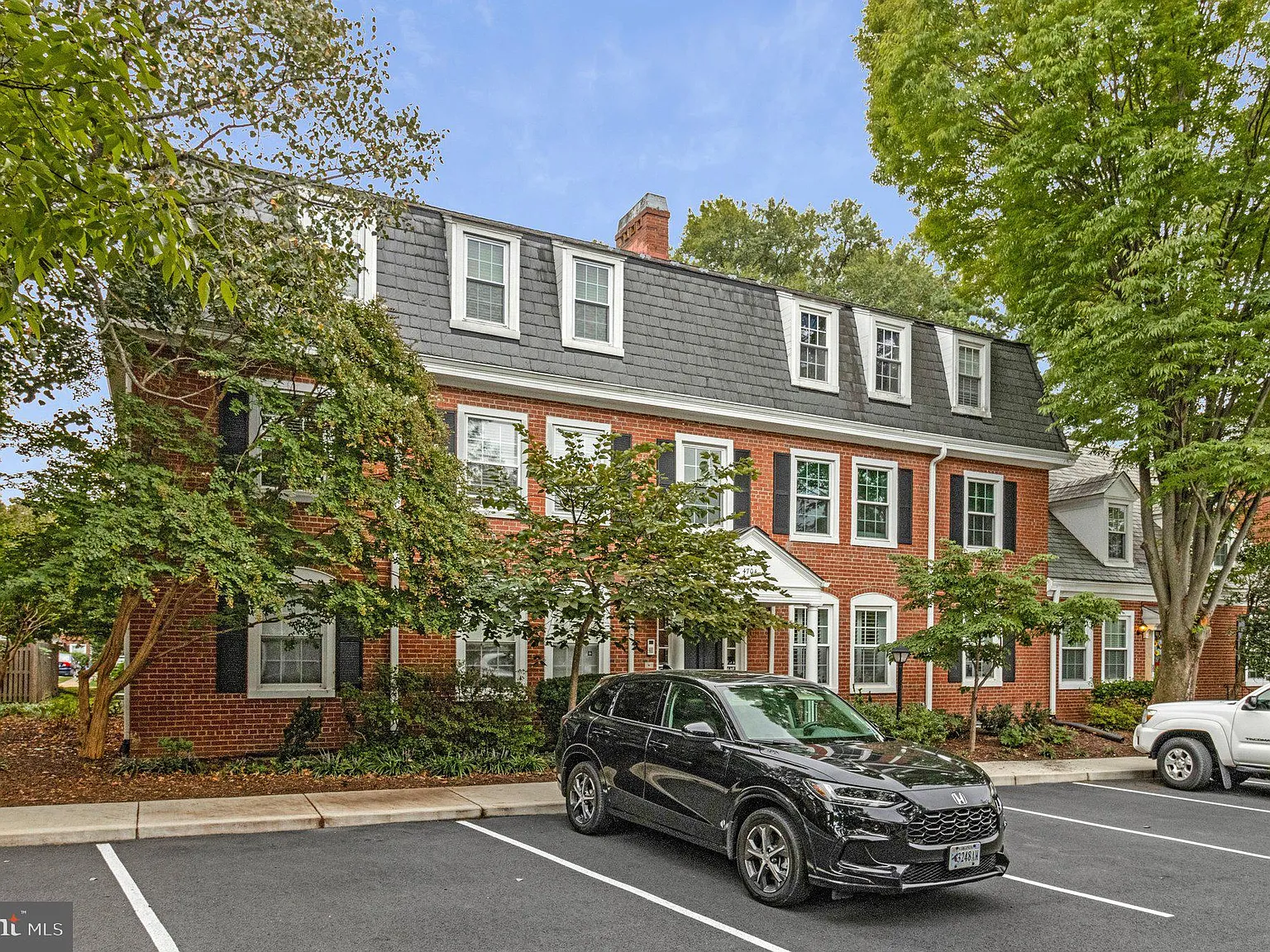 1 bed, 1.0 bath, 767 sqft, $1,895 — Photo 3