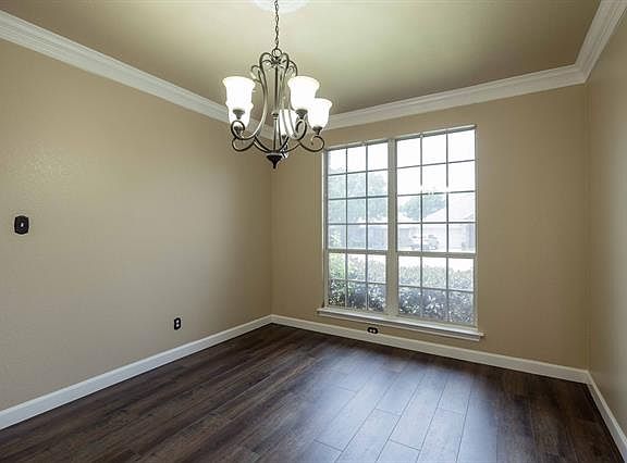 4th image of 5708 Ozark Dr