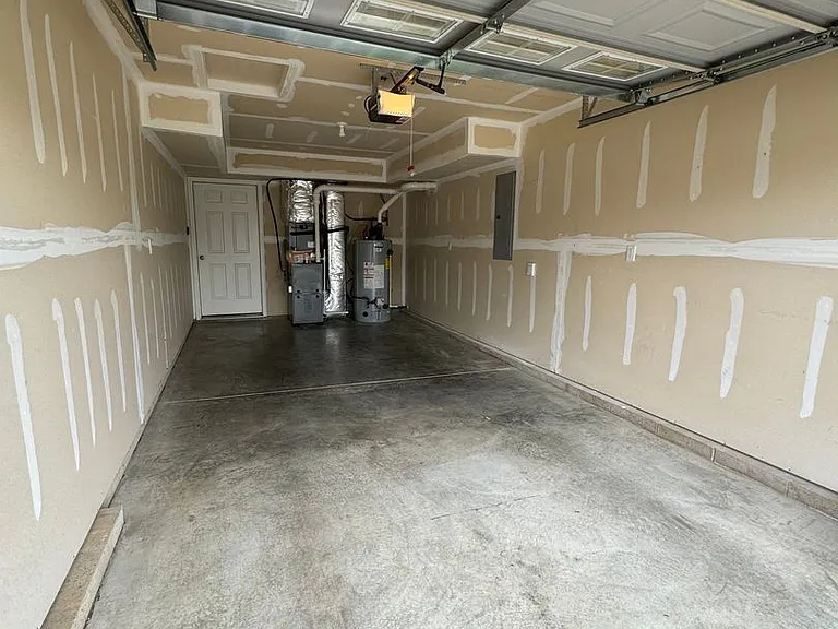 3976 Abraham Ct — Photo 23