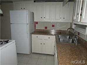 3rd image of 6 Polizzi Dr #1
