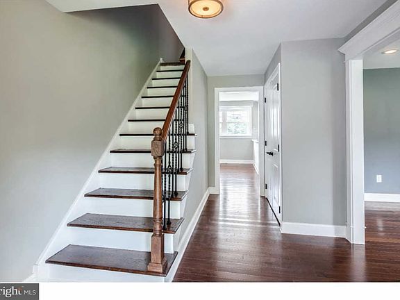 2nd image of 530 McCarty Dr