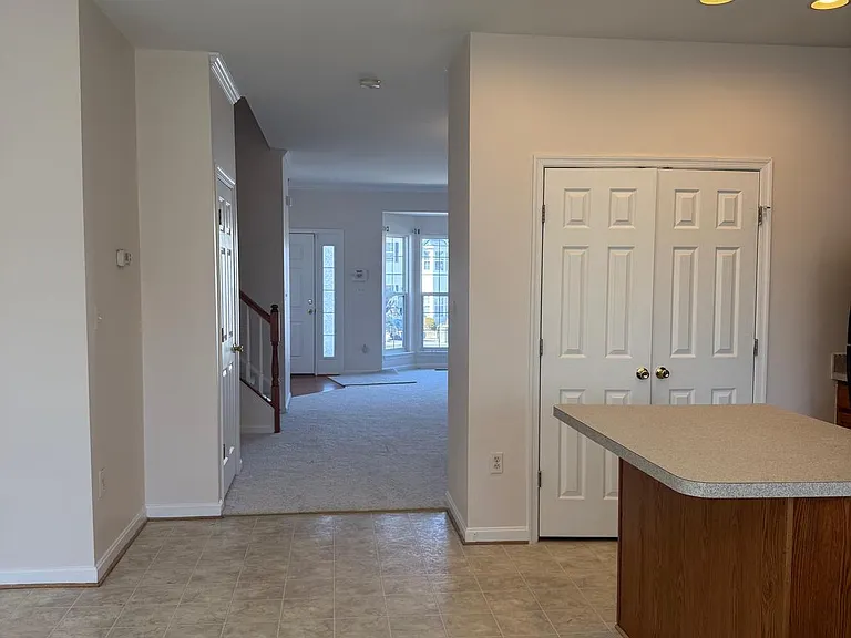 144 Keating Cir — Photo 3