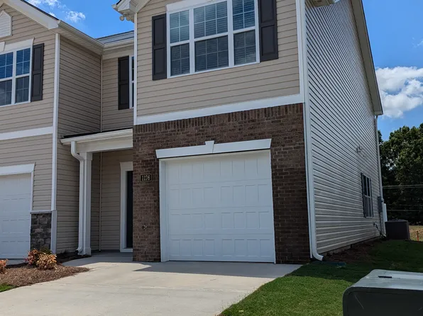 1176 Evelynnview Ln, Kernersville, NC 27284