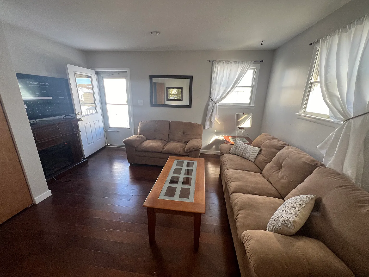 2 bed, 1000 sqft, $1,500 — Photo 4
