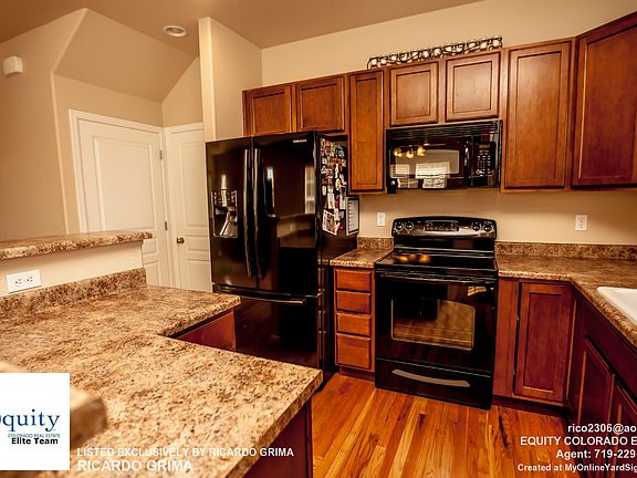 4th image of 6729 Hidden Hickory Cir