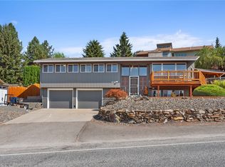 1731 9th St NE, East Wenatchee, WA
