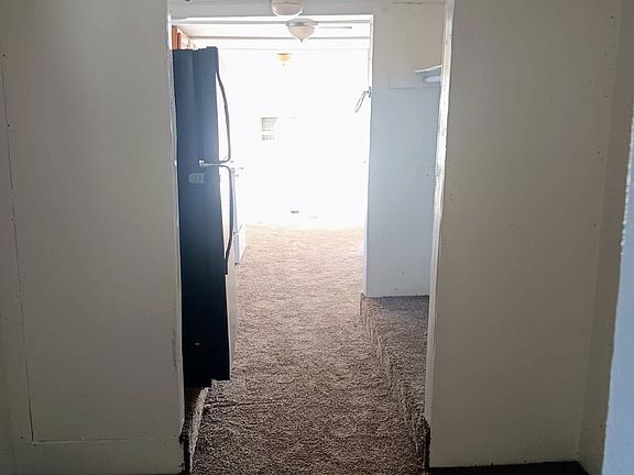 3rd image of 631 W Hill St #3