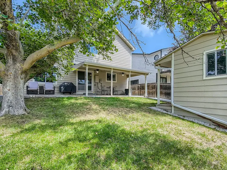 3846 Dyanna Dr — Photo 4