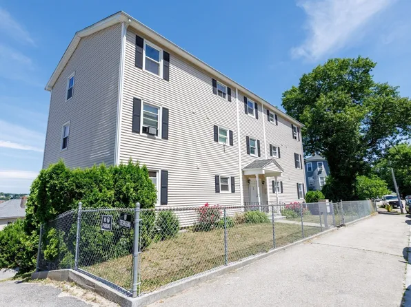 170 Perry Ave APT 3A, Worcester, MA 01610