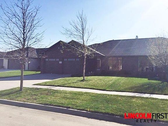 2nd image of 4621 Shirl Ct