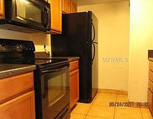 4th image of 808 Sky Lake Cir APT D