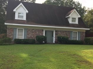 4645 Hazlewood Dr, Jackson, MS 39211