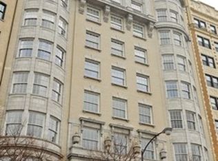 3314 N Lake Shore Dr APT 8B, Chicago, IL 60657