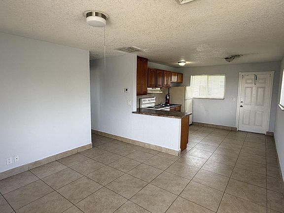 4th image of 2820 Avenue S APT 8