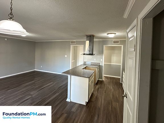 5th image of 3977 Lacewood Dr