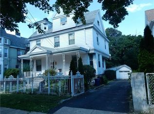 17 S 14th Ave, Mount Vernon, NY 10550