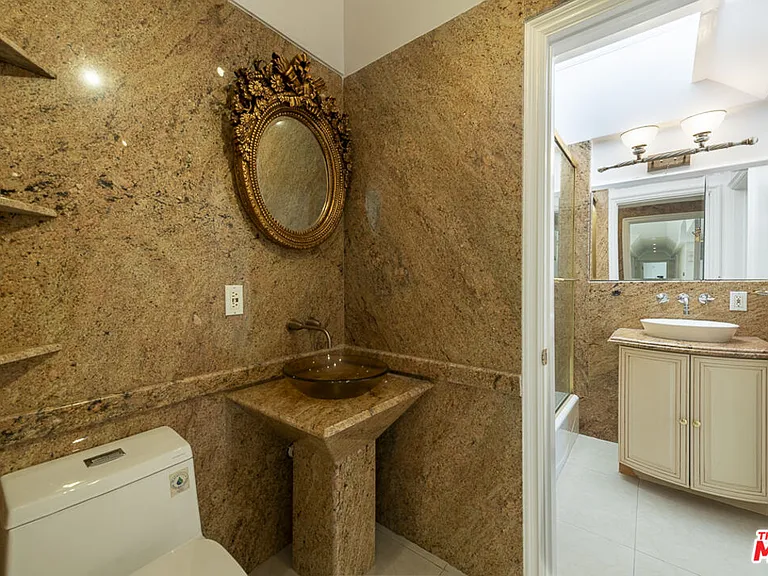 16379 Meadowridge Rd — Photo 27