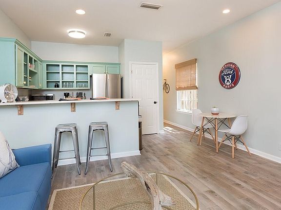 5th image of 419 Atlantic Dr